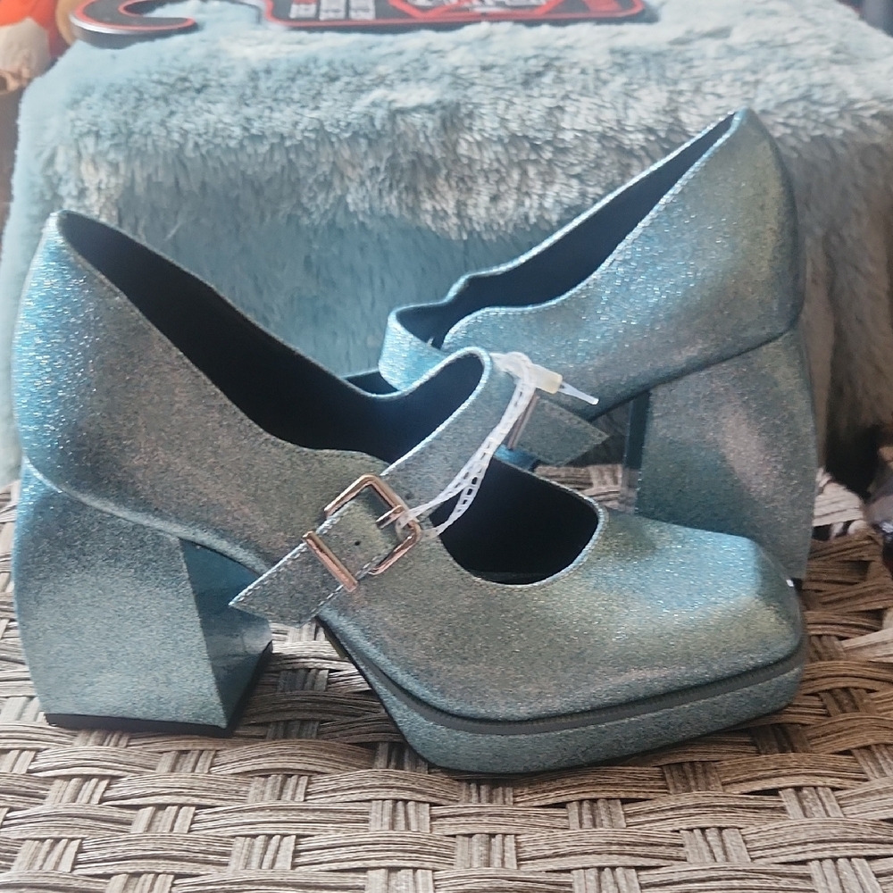 GB gianni bini glittery Blue Mary Jane Platform Heels nwot